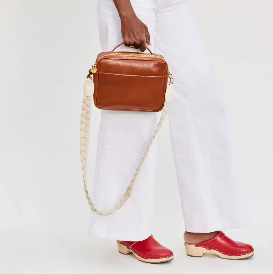 CROSSBODY STRAP