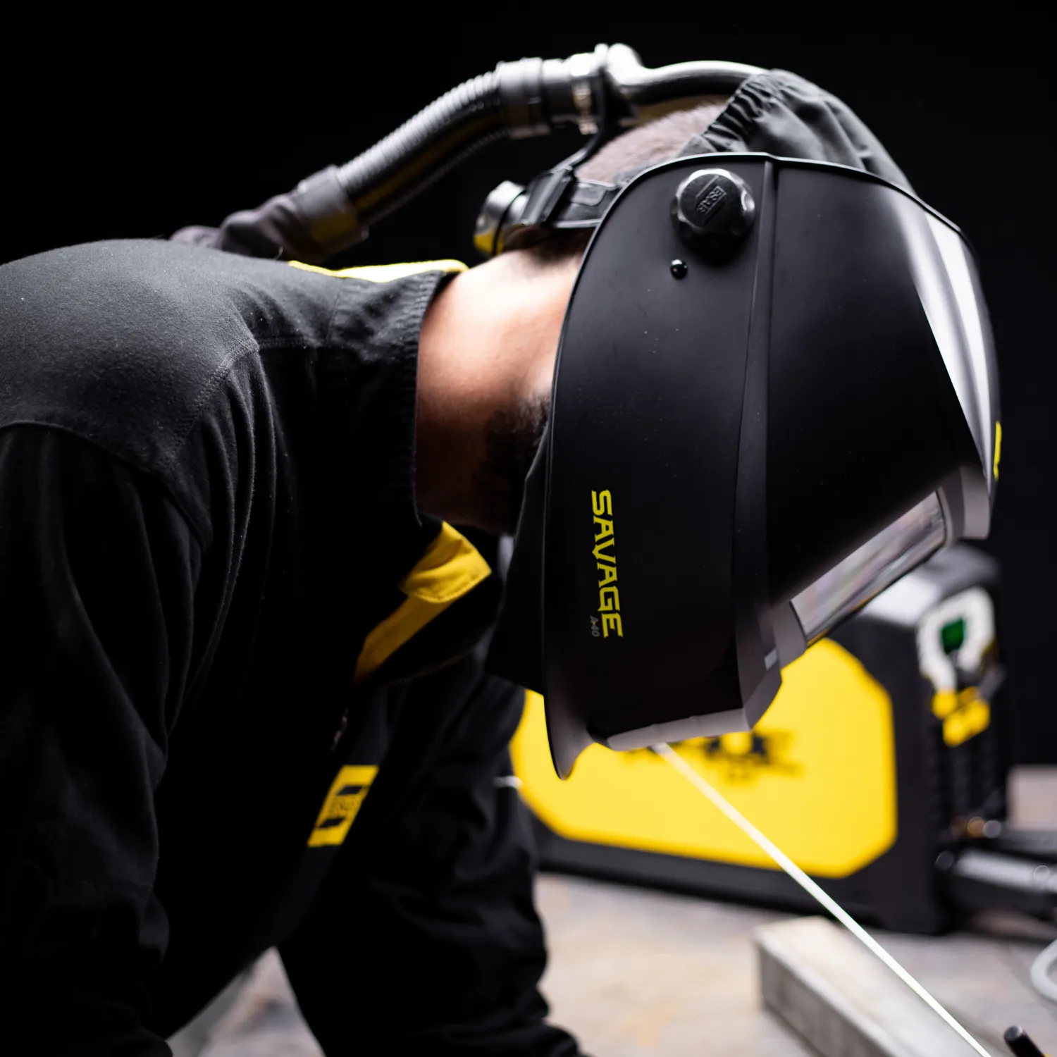 ESAB 0700002400 Savage A40 Welding Helmet w/ PAPR