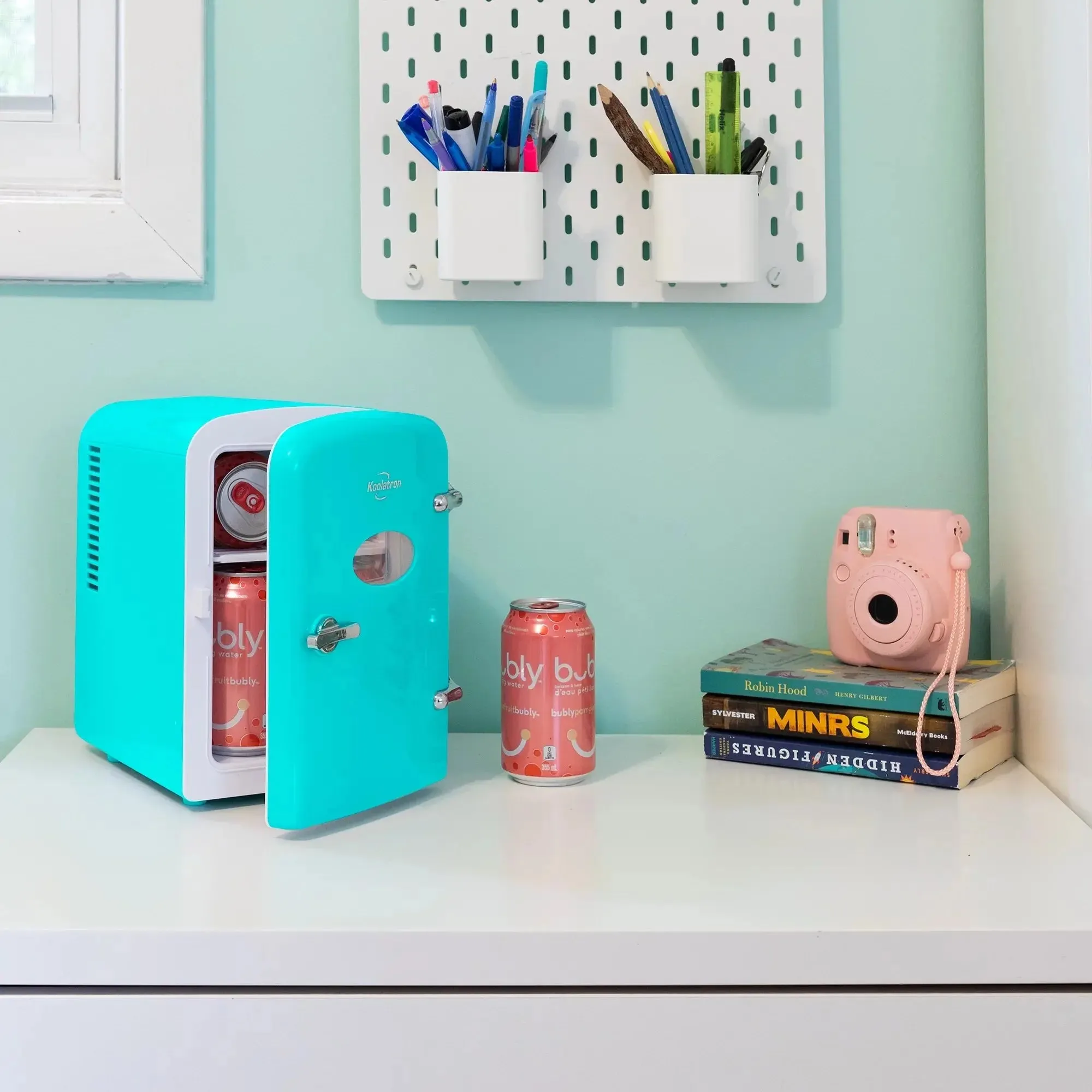 Koolatron 6 Can AC/DC Retro Mini Cooler Personal Mini Fridge Refrigerator, Pink