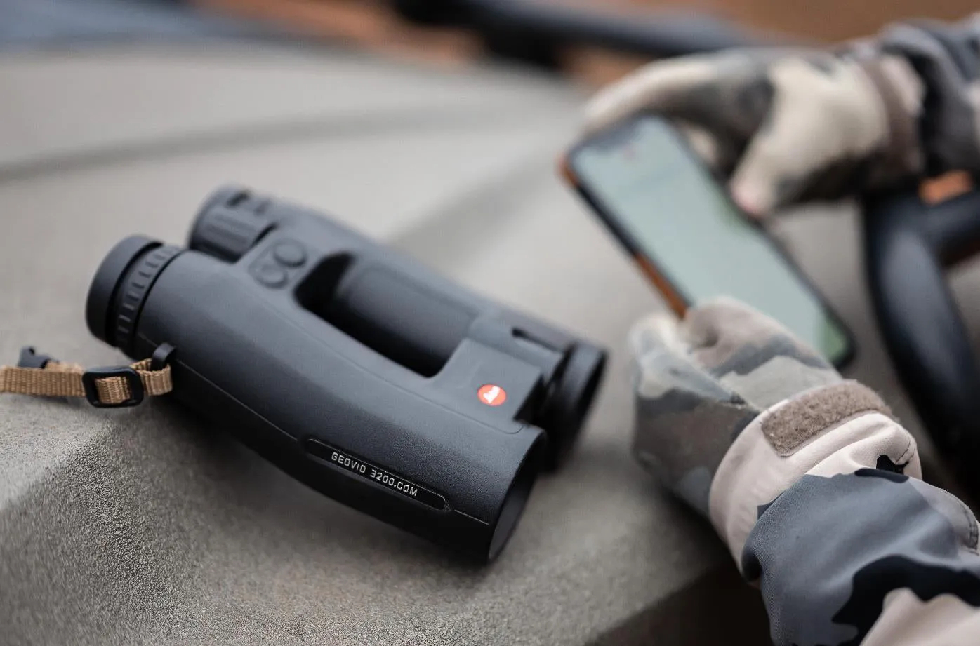 Leica Geovid 8x56 HD-B 3200.COM Rangefinder Binocular