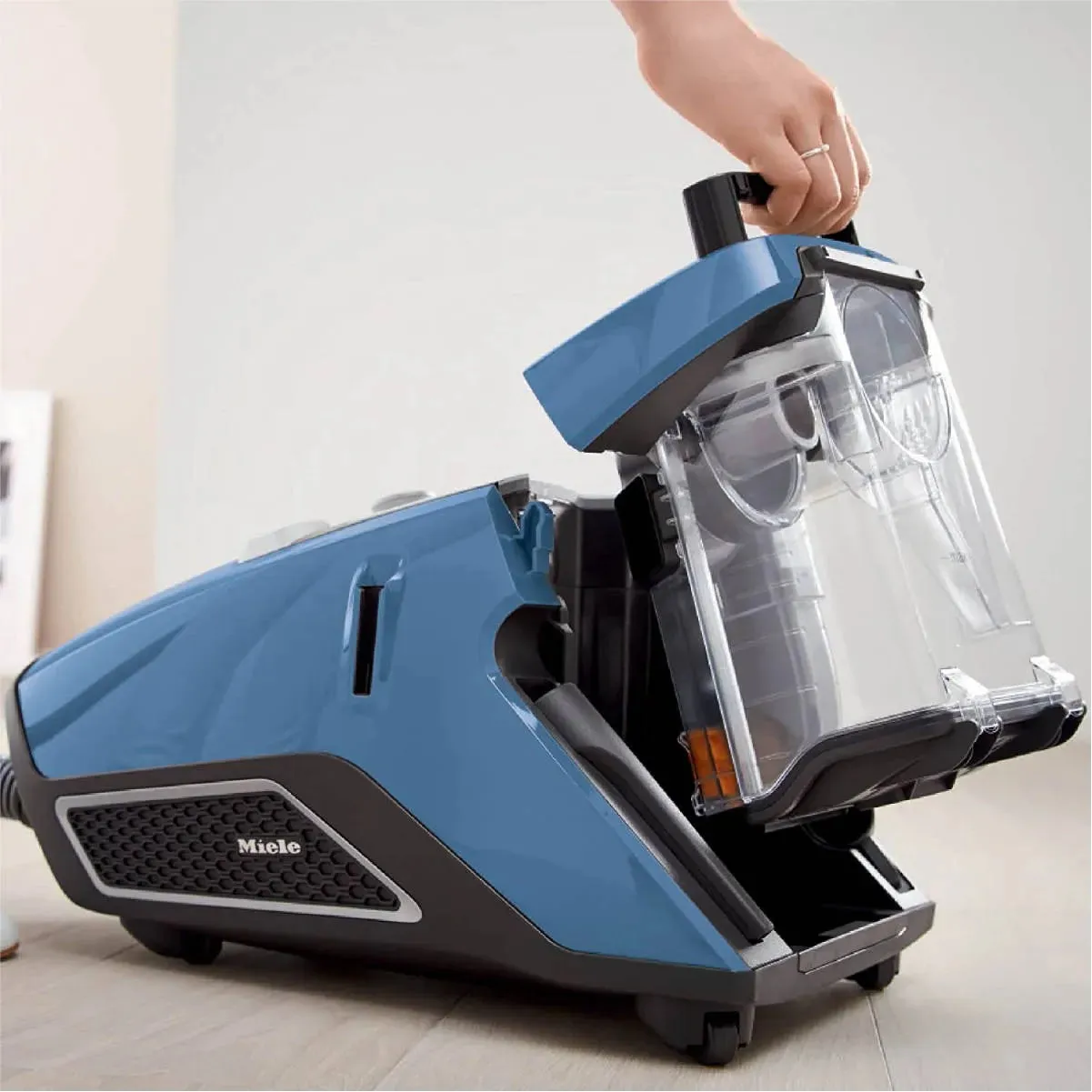 Miele Blizzard CX1 TotalCare Bagless Vacuum Cleaner 41KCE036CDN (Tech Blue)