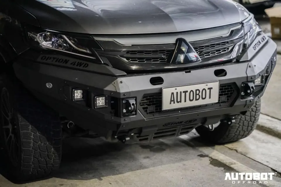 Mitsubishi Pajero V.1 FRONT WINCH BAR  ( 2015-2019 )