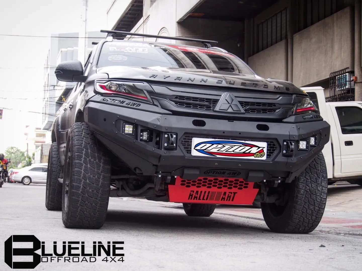 Mitsubishi Pajero V.1 FRONT WINCH BAR  ( 2015-2019 )