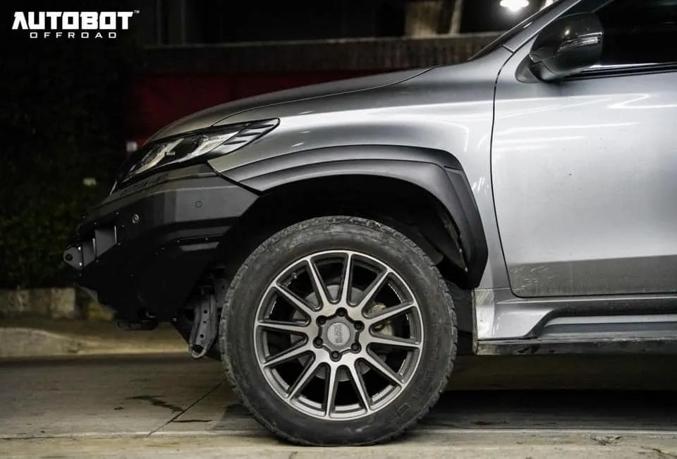 Mitsubishi Pajero V.1 FRONT WINCH BAR  ( 2015-2019 )