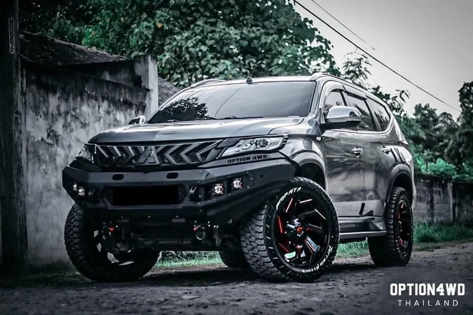 Mitsubishi Pajero V.1 FRONT WINCH BAR  ( 2015-2019 )
