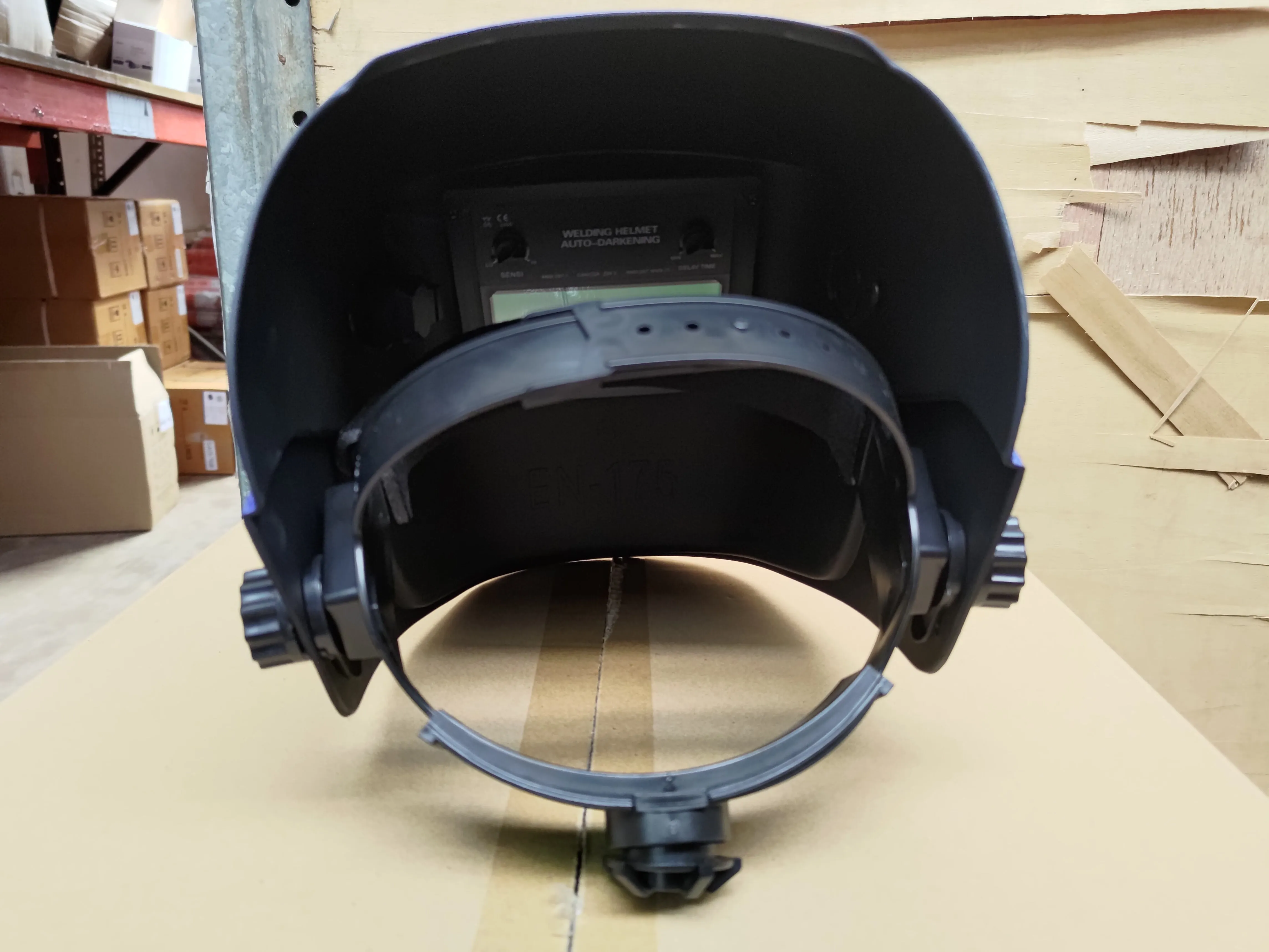 RILAND Auto Darkening Welding Helmet | Model : HS2-X601