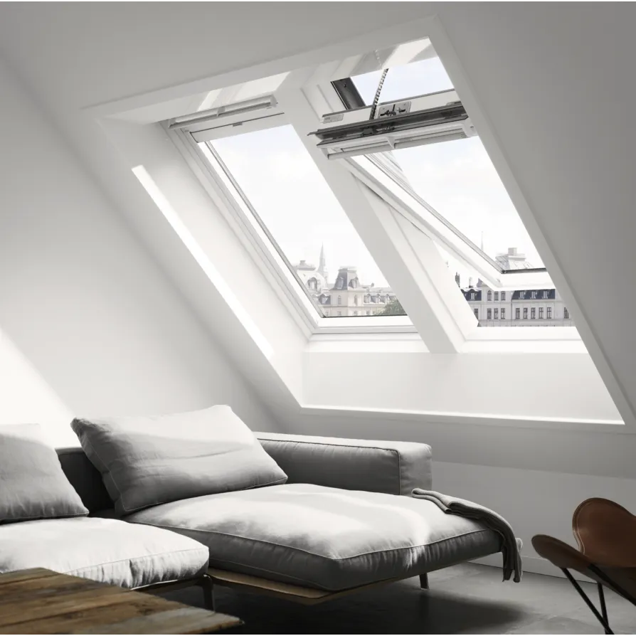 VELUX GGU CK02 006821U Triple Glazed Maintenance Free Polyurethane INTEGRA® Electric Window (55 x 78 cm)