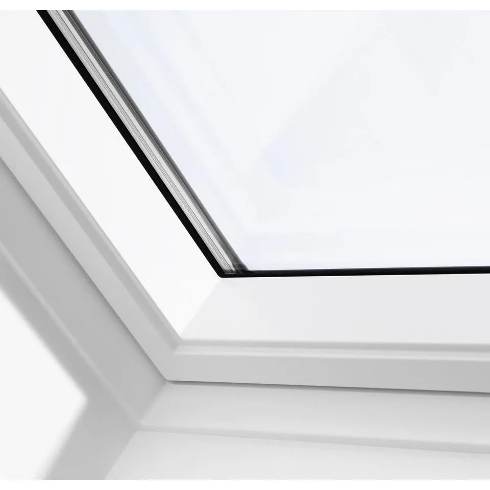 VELUX GGU CK06 007021U Maintenance Free Polyurethane INTEGRA® Electric Window (55 x 118 cm)