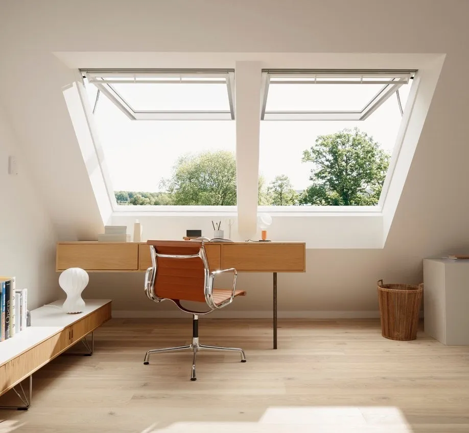 VELUX GPU FK06 007021U Top-Hung INTEGRA® Electric Window (66 x 118 cm)